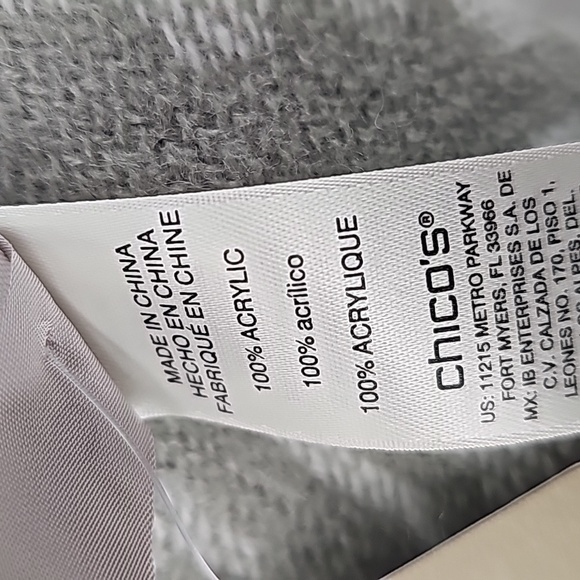 Chico's Reversible Shawl Gray Leopard + Light Blue & Gray Plaid Chevron w Fringe - Picture 7 of 9